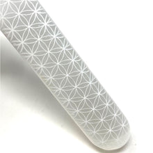 Load image into Gallery viewer, Selenite Wand
