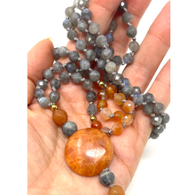 Load image into Gallery viewer, Labradorite & carnelian Mala