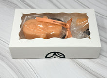 Charger l'image dans la galerie, Hamsa Hand Orange